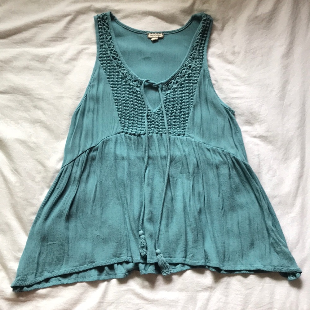 NWOT Flowy Boho Tank Top with Tassels